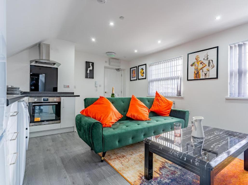 Birmingham Apt-Sleeps 4-Walk To City Centre-Pets Exterior photo
